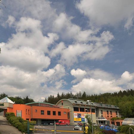 Hotel Brizky Jablonec nad Nysą Zewnętrze zdjęcie