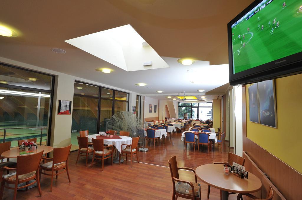 Hotel Brizky Jablonec nad Nysą Zewnętrze zdjęcie