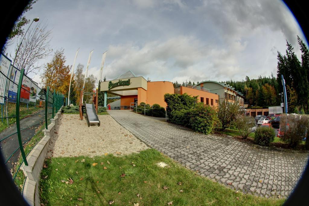 Hotel Brizky Jablonec nad Nysą Zewnętrze zdjęcie