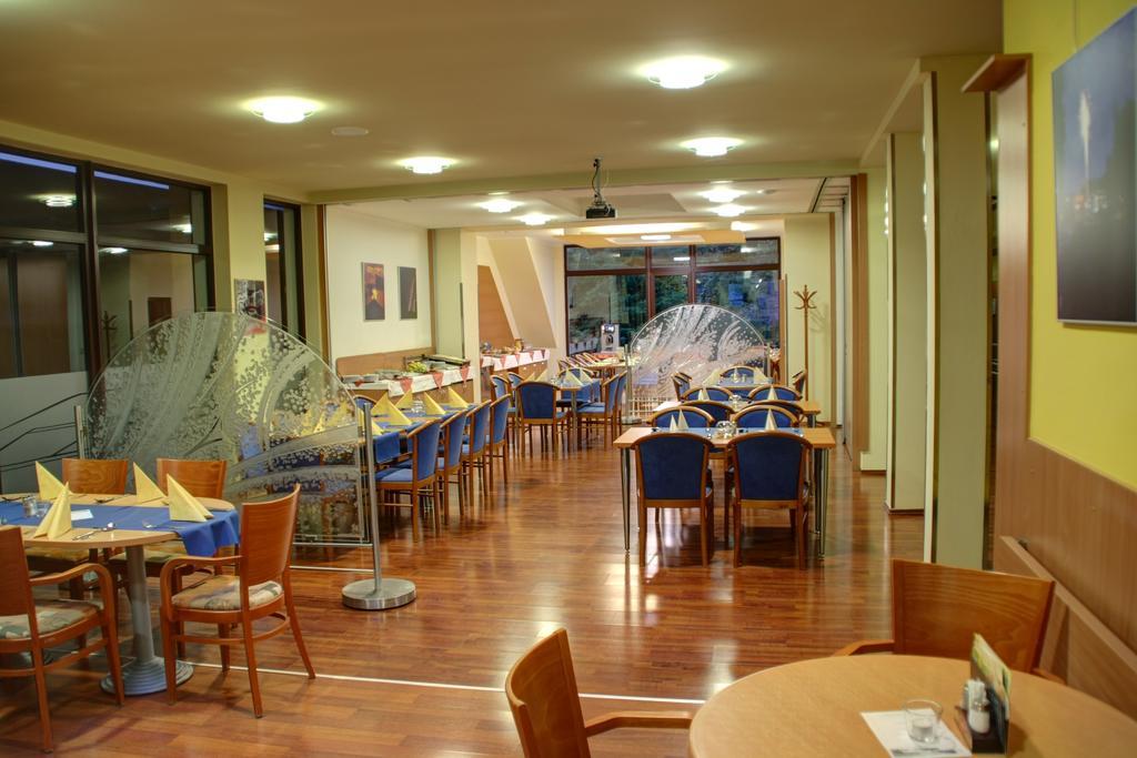 Hotel Brizky Jablonec nad Nysą Zewnętrze zdjęcie