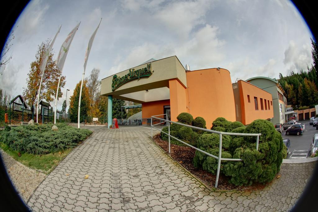 Hotel Brizky Jablonec nad Nysą Zewnętrze zdjęcie