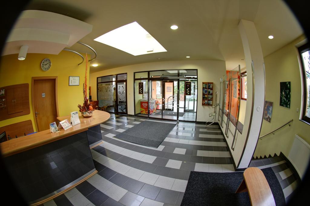Hotel Brizky Jablonec nad Nysą Zewnętrze zdjęcie