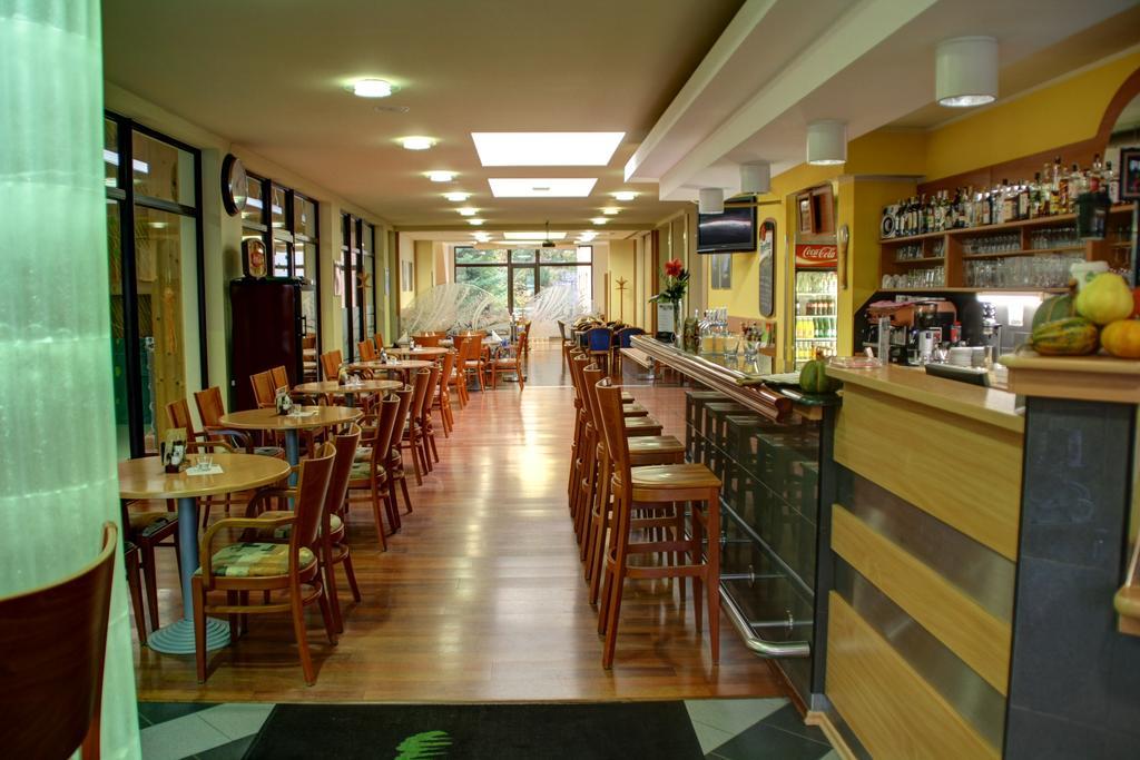 Hotel Brizky Jablonec nad Nysą Zewnętrze zdjęcie