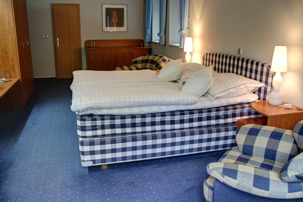 Hotel Brizky Jablonec nad Nysą Zewnętrze zdjęcie